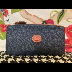 Dooney and Bourke Vintage Rare Slim Pouch W35